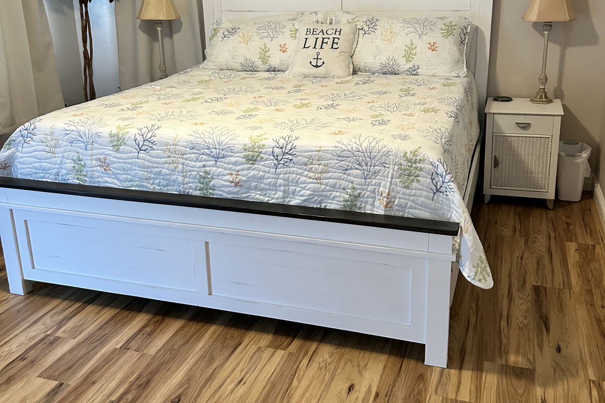 King size bed (Second-level)