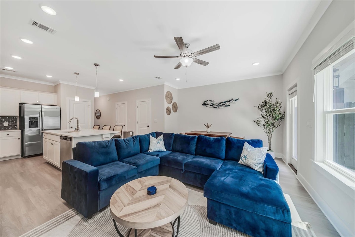 Salt & Seagate Escape