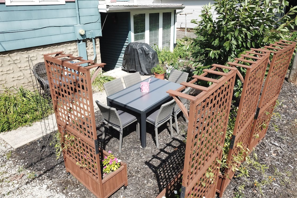 A second dining area and gas grill is available in the garden. 