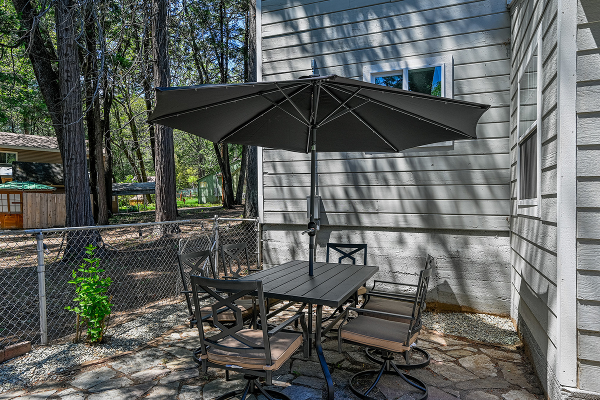 Outdoor Dinning