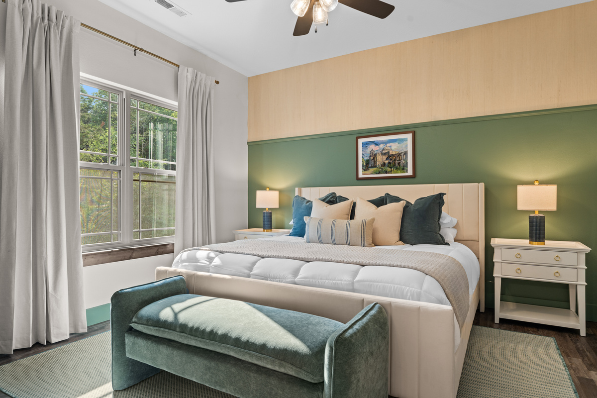 In the upstairs level, rest easy in the San Antonio Room, a king bedroom with a Spanish-mission painting and a channel-tufted headboard.