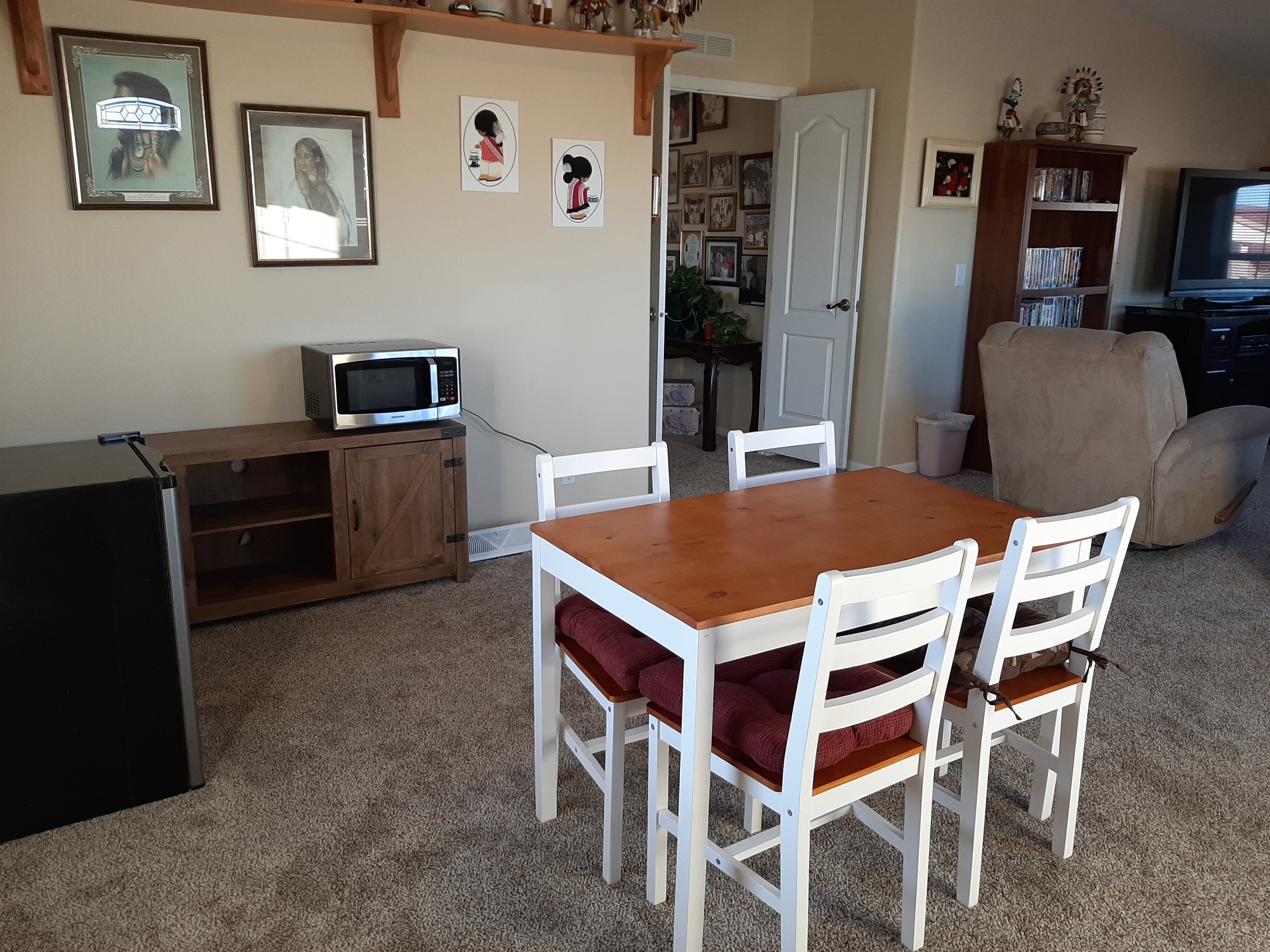 Judy's suite kitchenette