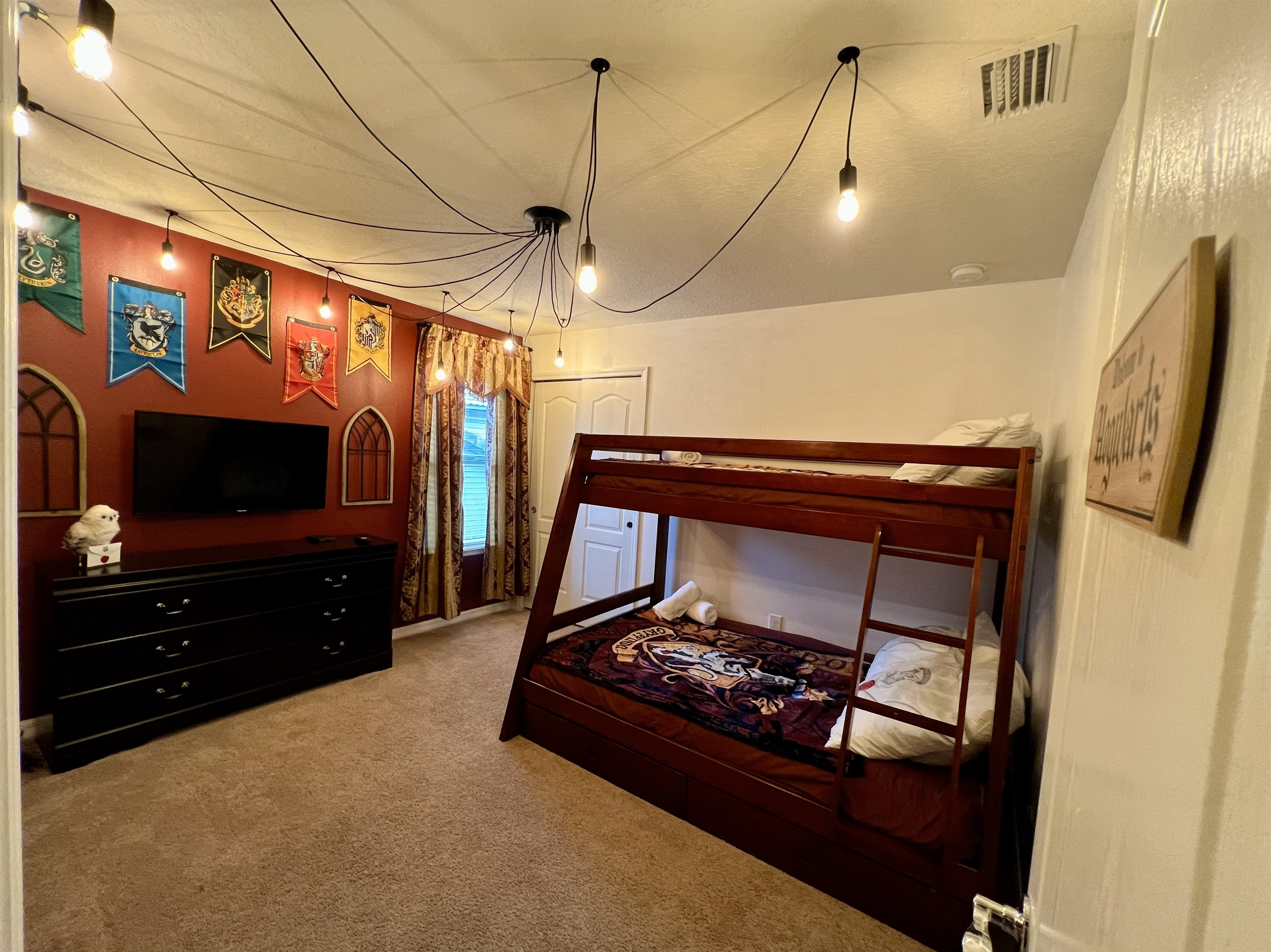 NEW Harry Potter themed bedroom!
