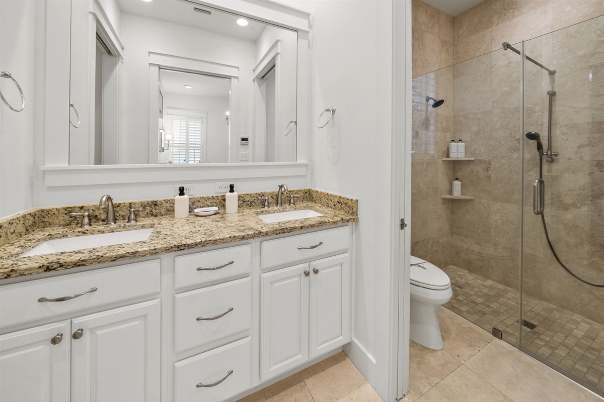 Master Ensuite Bathroom