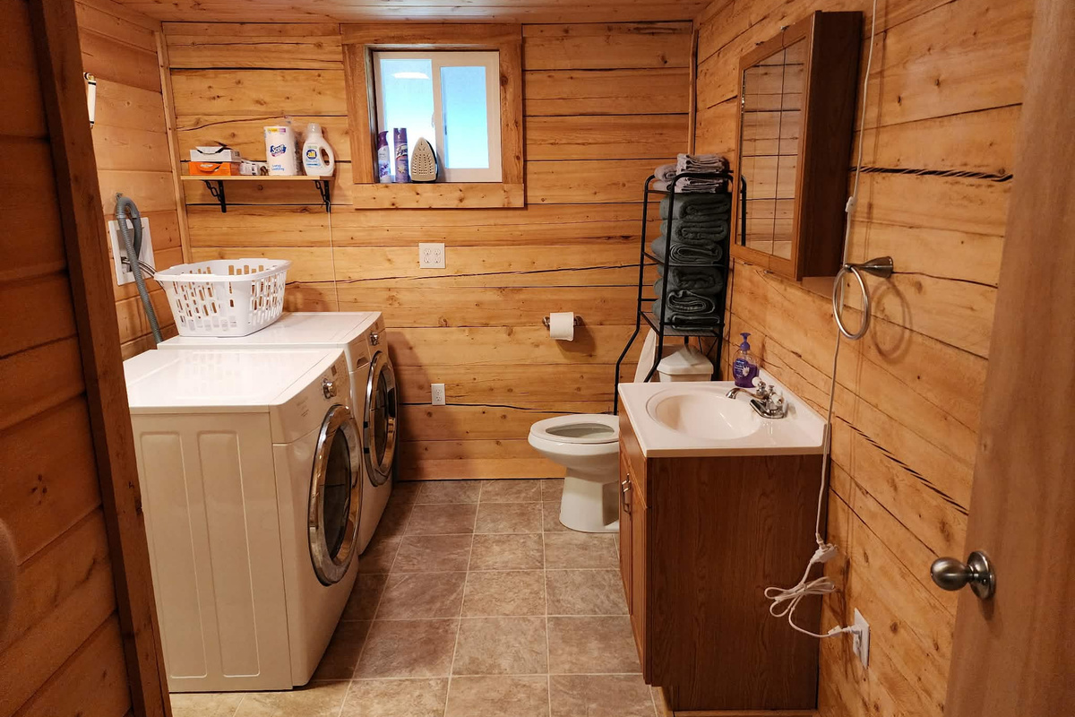 Main Floor Bathroom and Laundry
