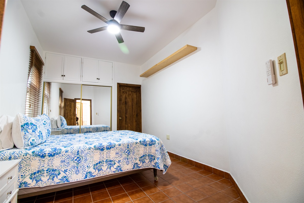 2nd Bedroom with Queen Bed and en suite Bathroom