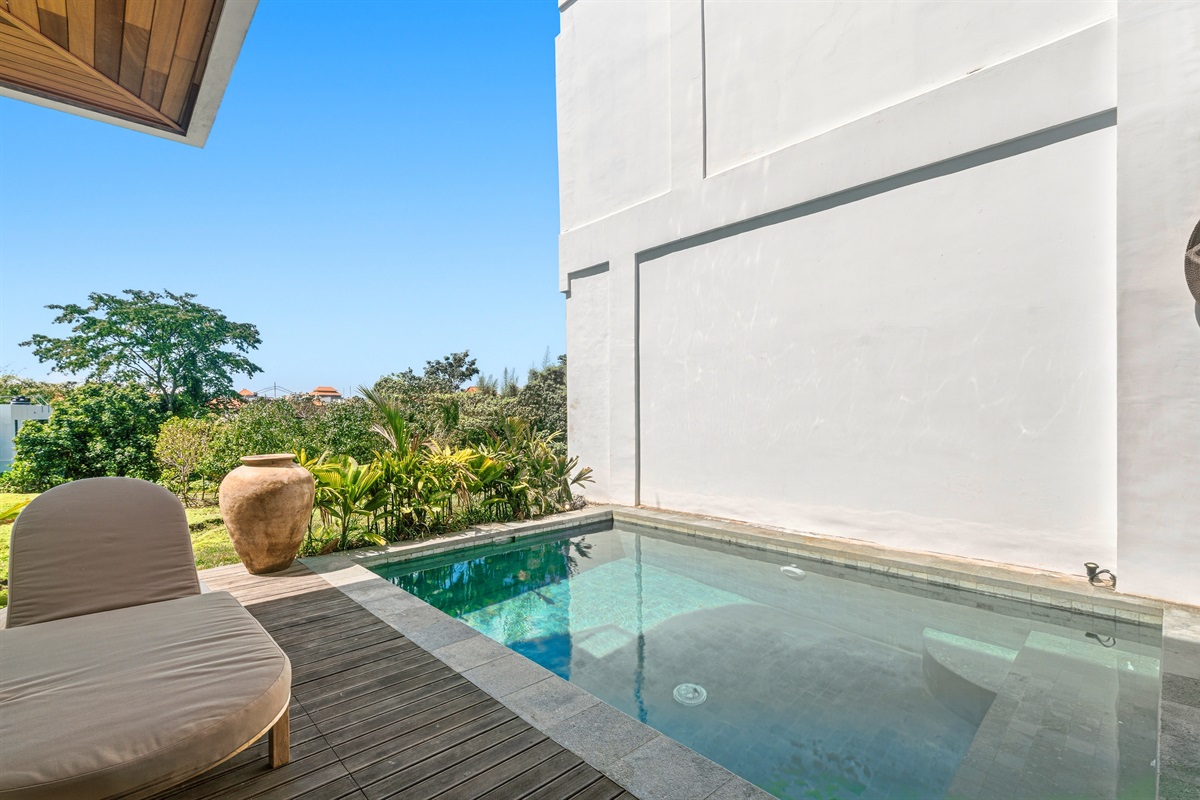 Pool area