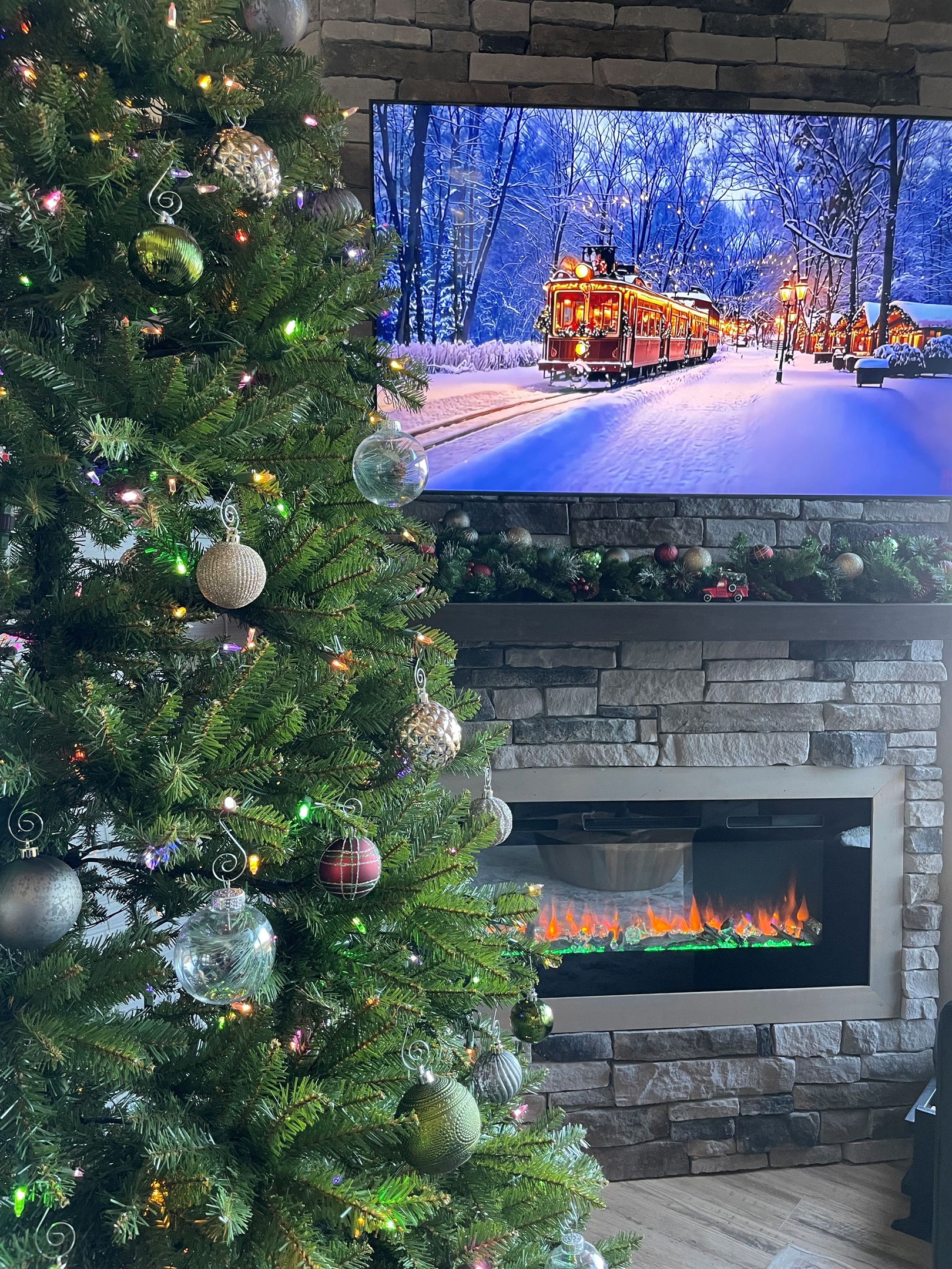 Ready to host your holiday celebrations!