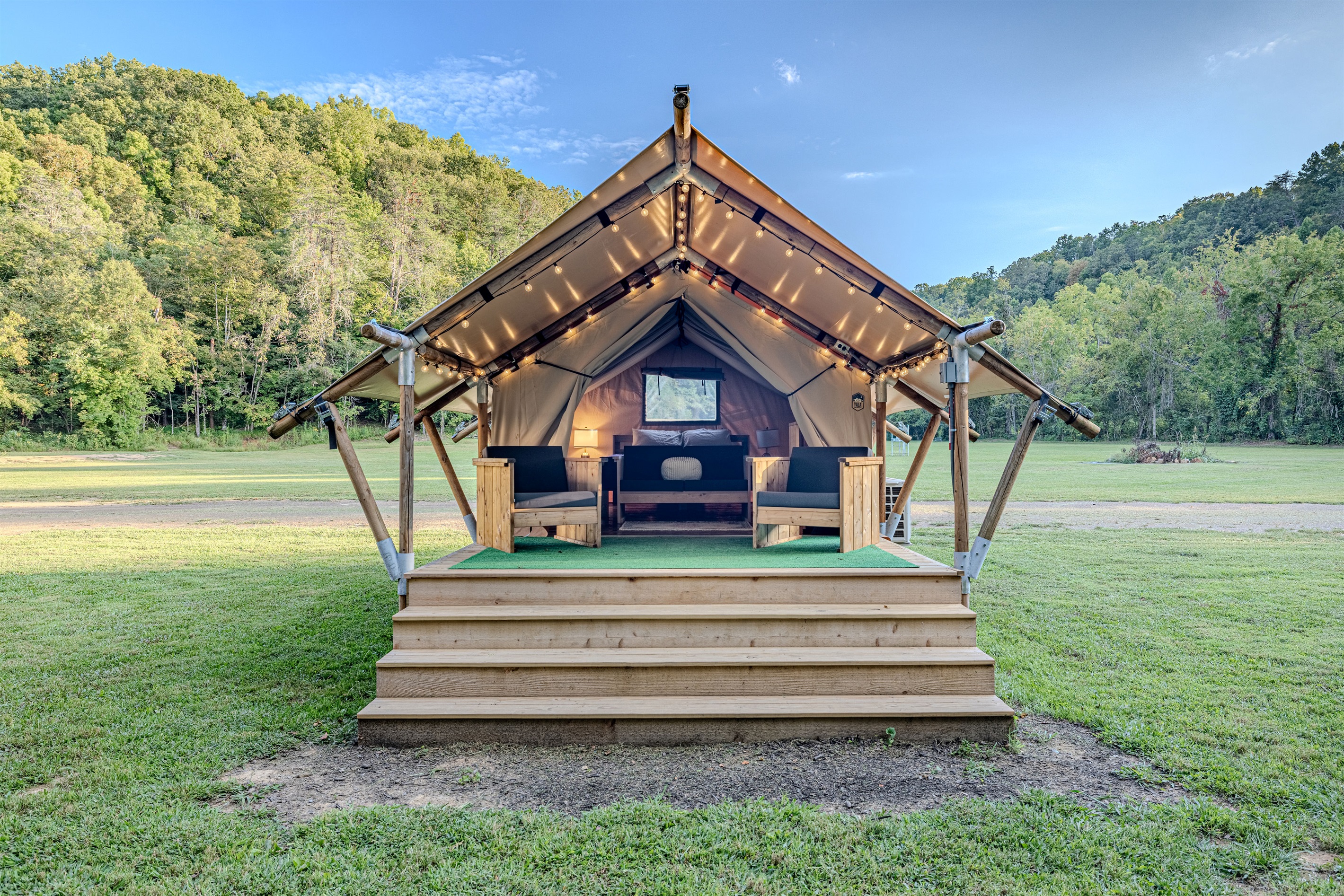 Big Dipper sleeps 2 in a queen bed and has a mini split for all season comfort.