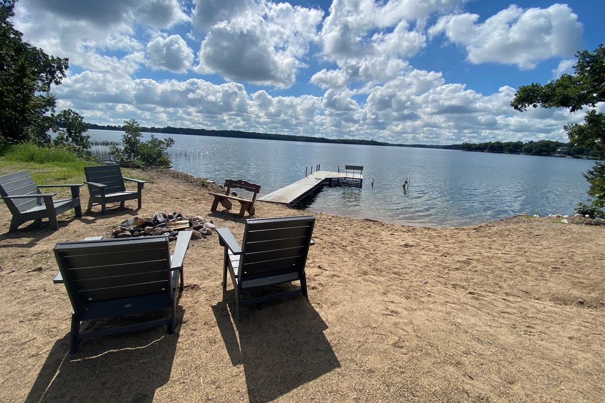 Nice bonfire area with sandy beach