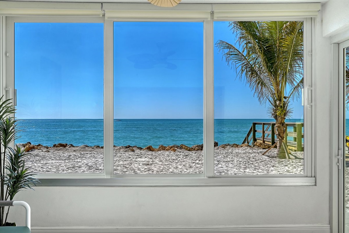 Close up view from Lanai of the Gulf