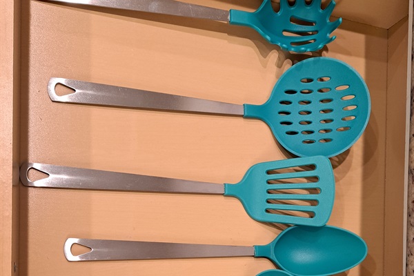Cooking utensils