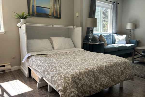Double Murphy Bed - 6" tri-fold memory foam mattress with quilted mattress topper