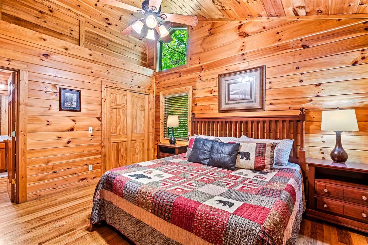 Main Level King Suite