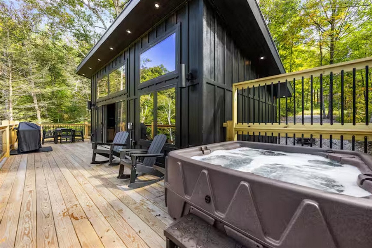 Hot Tub on private back deck
