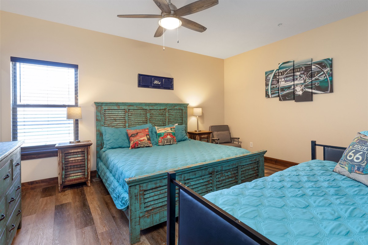 Lower level king bedroom #2/ day bed - shared bathroom
