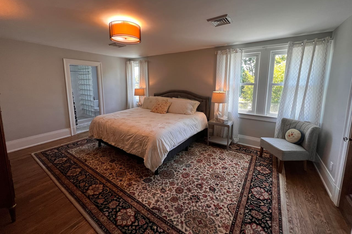 Bedroom