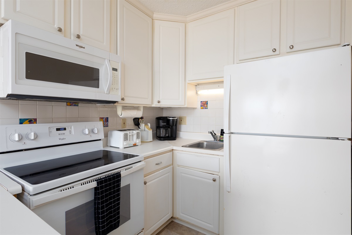 Fully equipped kitchen to meet all cooking needs