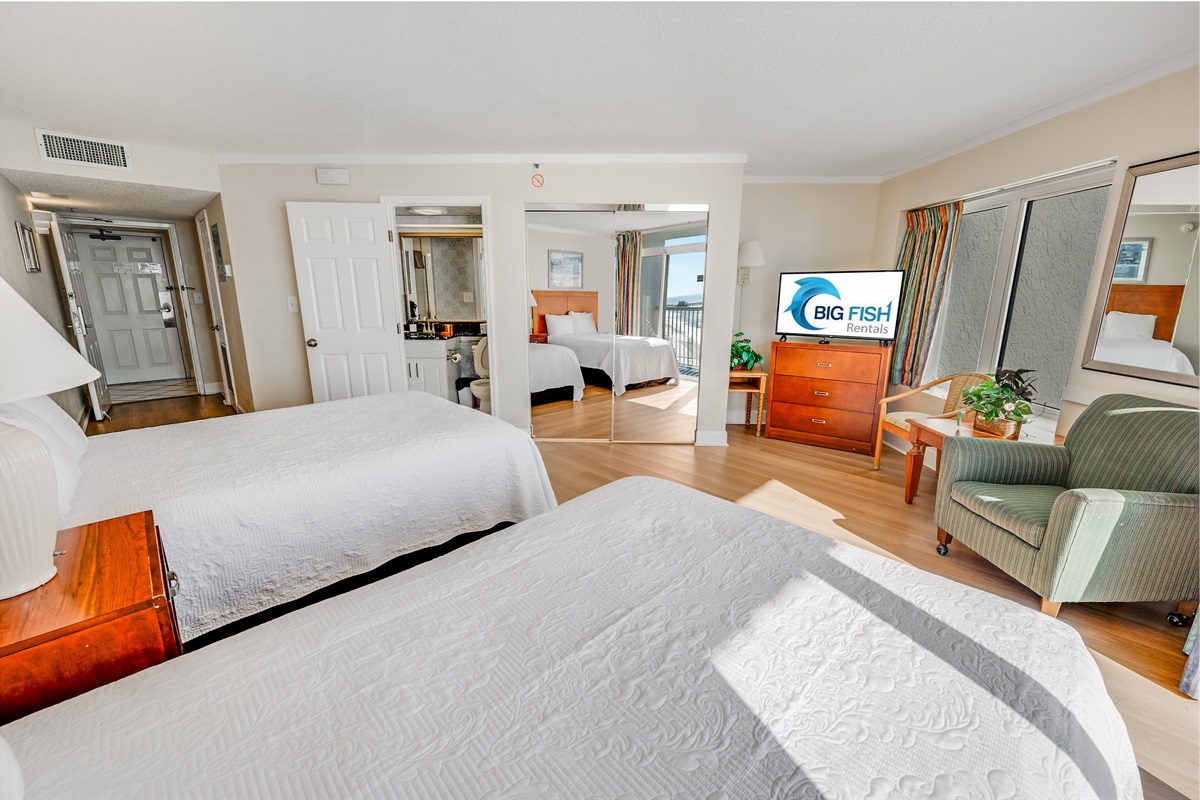 Beautiful Bedroom with Amazing Views 🌊☀️