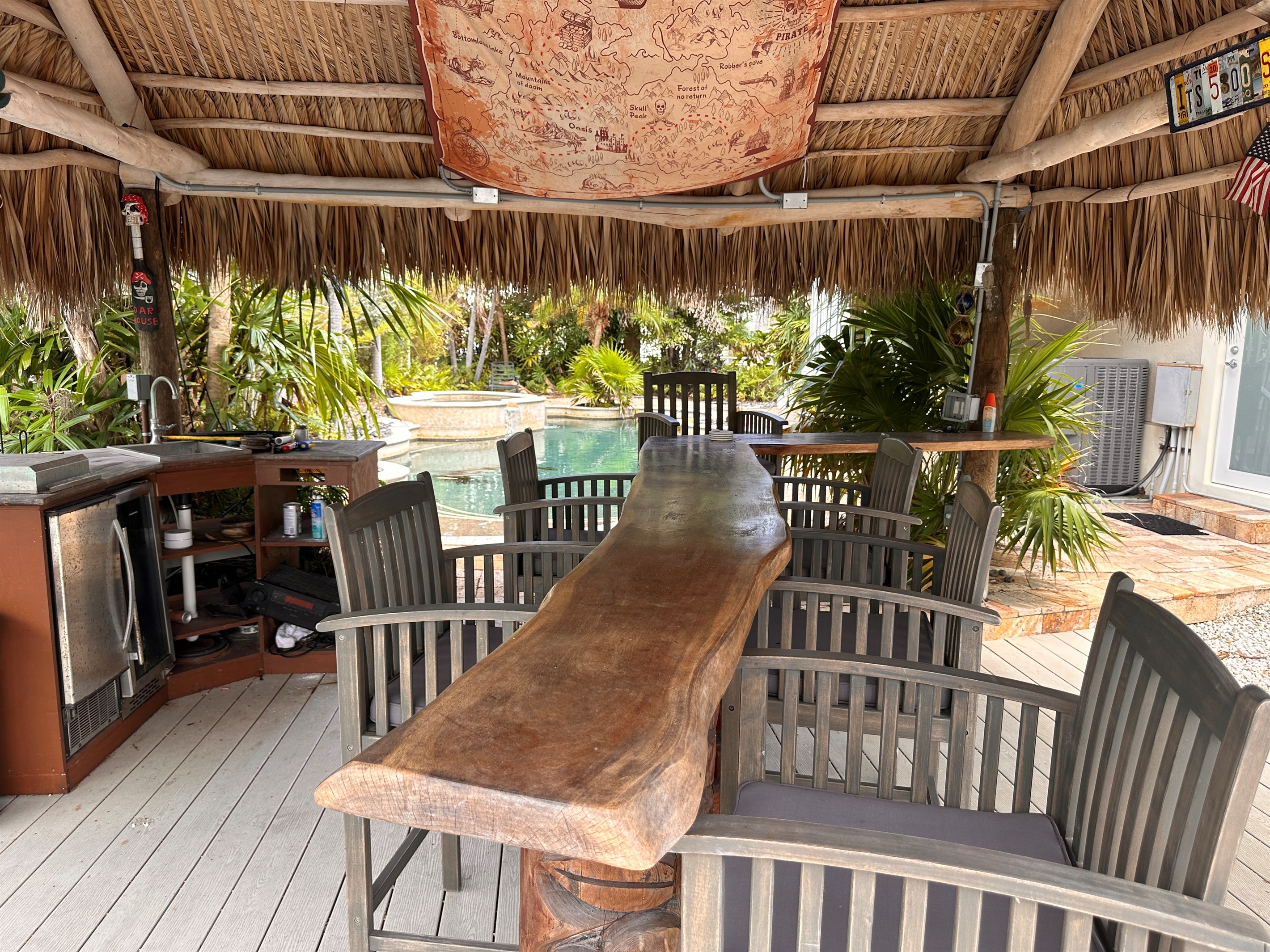 Tiki Bar