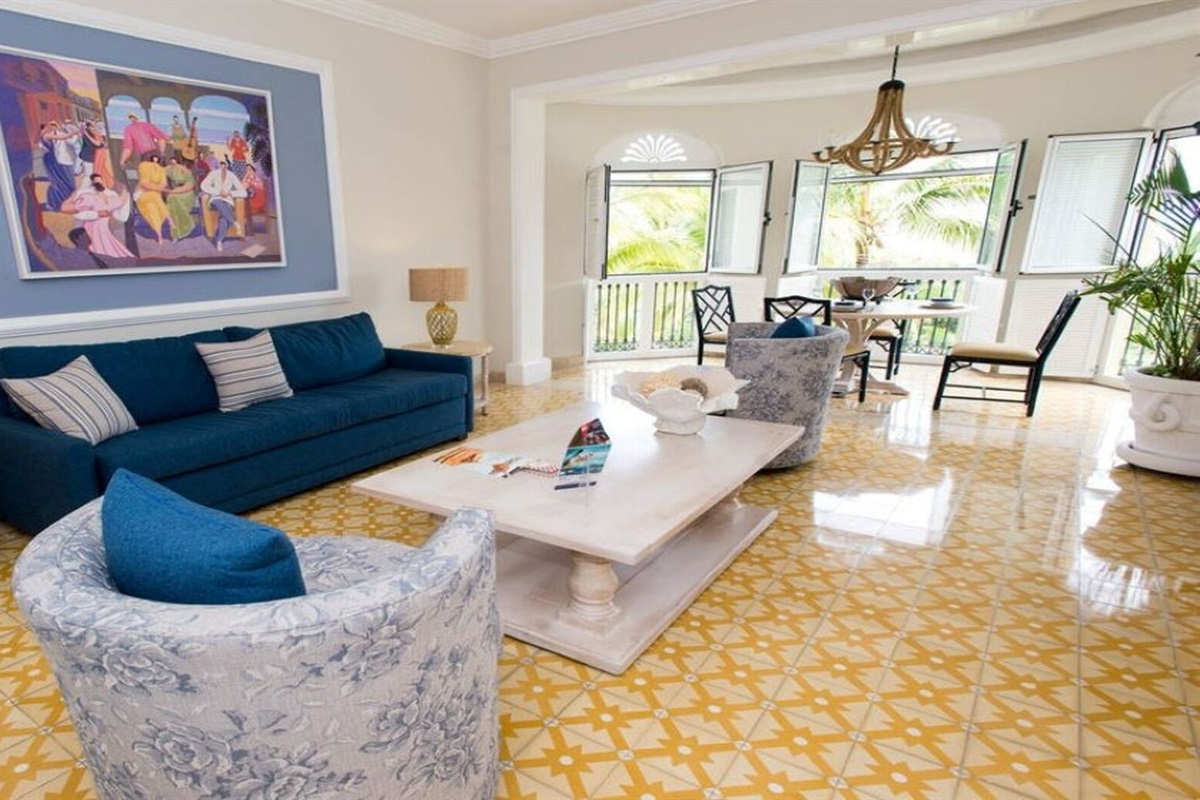 Owner Master Suite at Pueblo Bonito Emerald Bay, Vacation Travel Exclusives