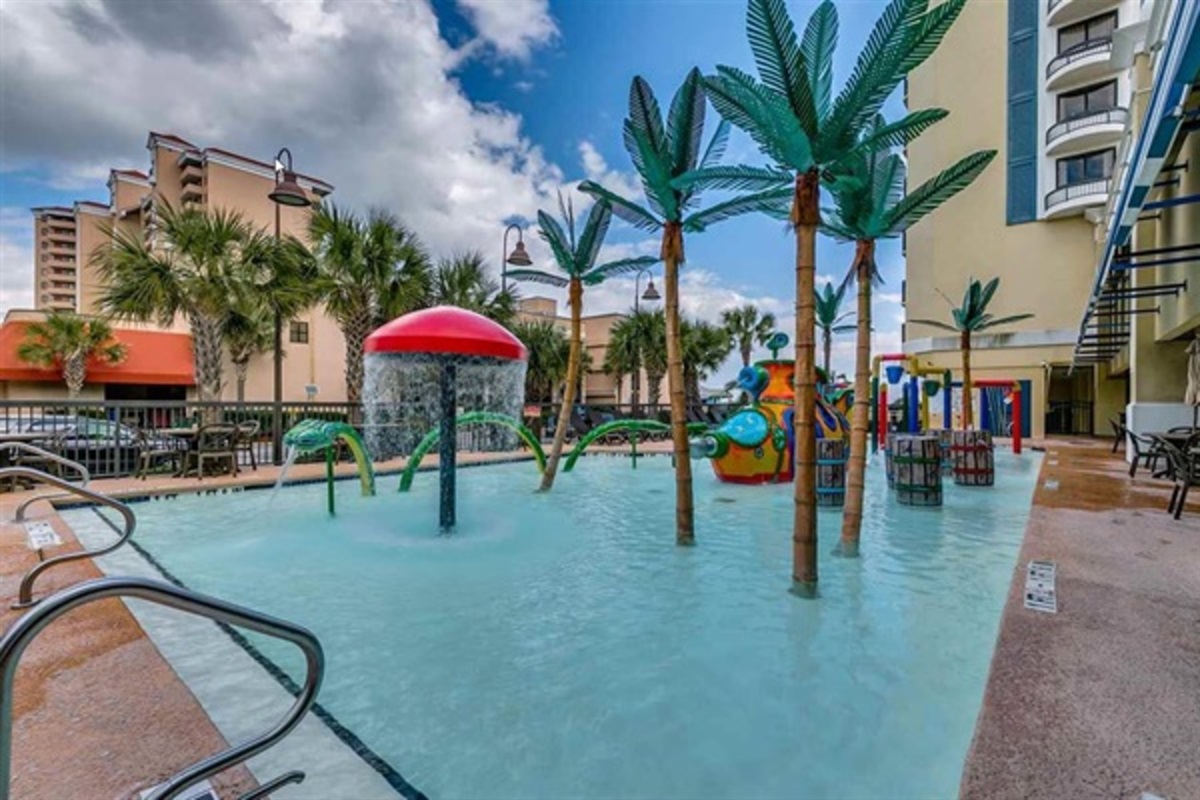 Compass Cove Beautiful Common Areas!