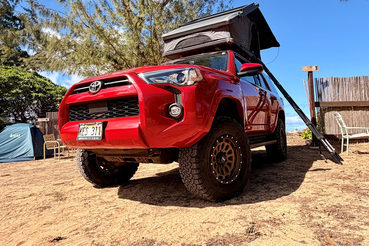Lifted fulled decked 4Runner