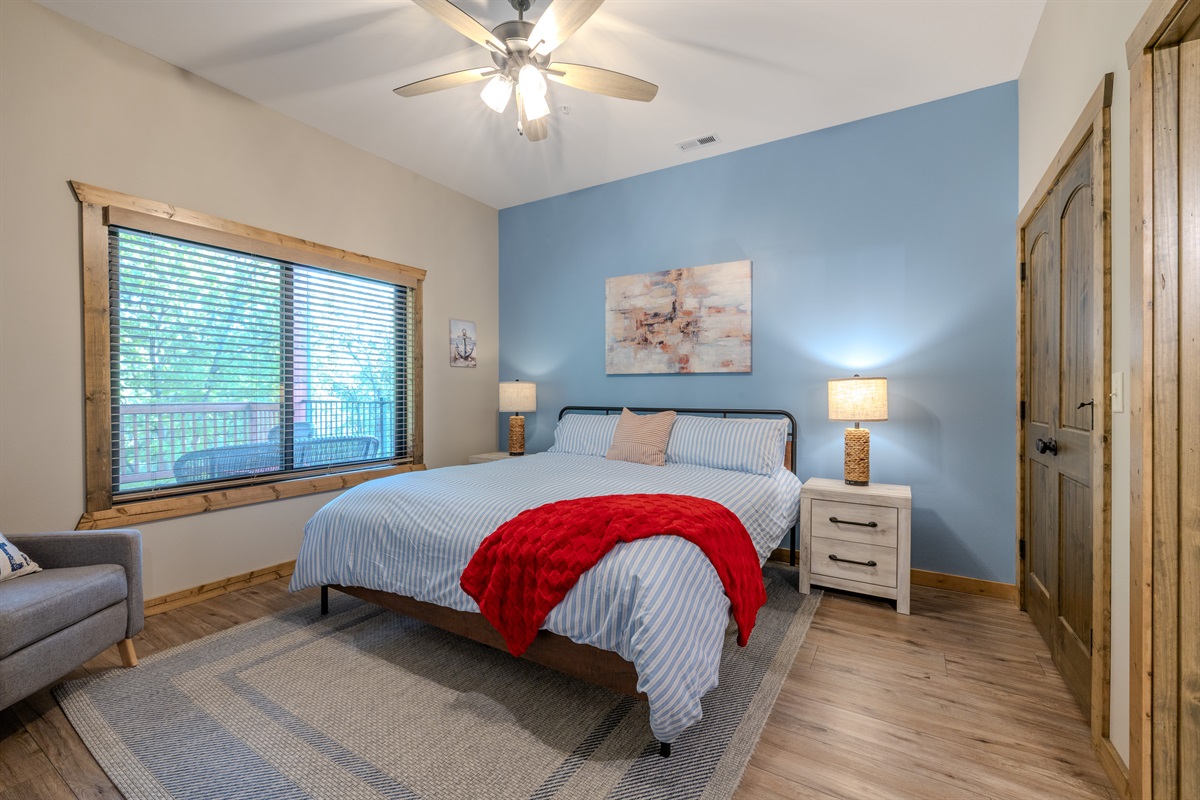 Lower level king bedroom 