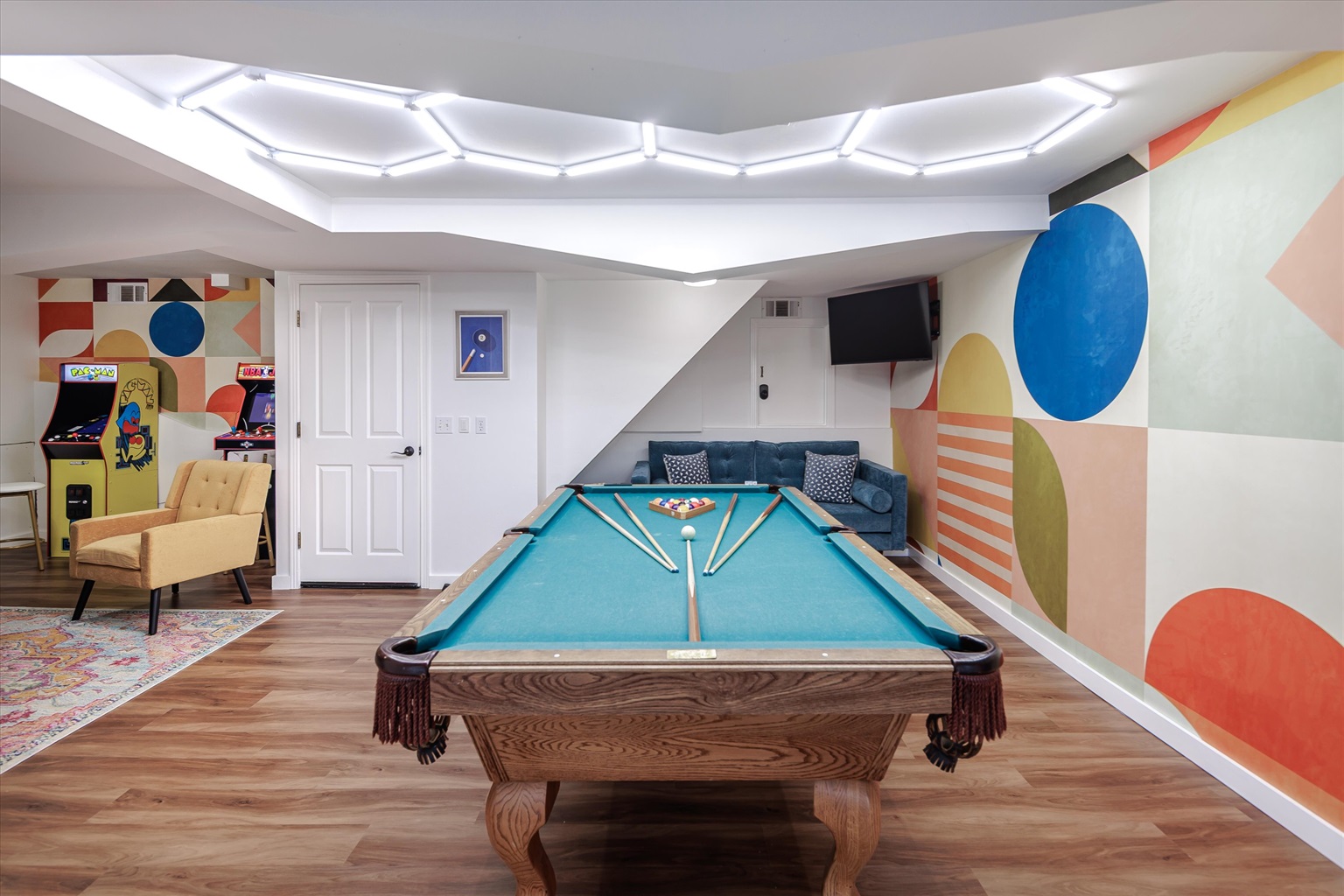 Game nights that actually keep everyone off their phones. Pool, big-screen sports, and space to play all night.