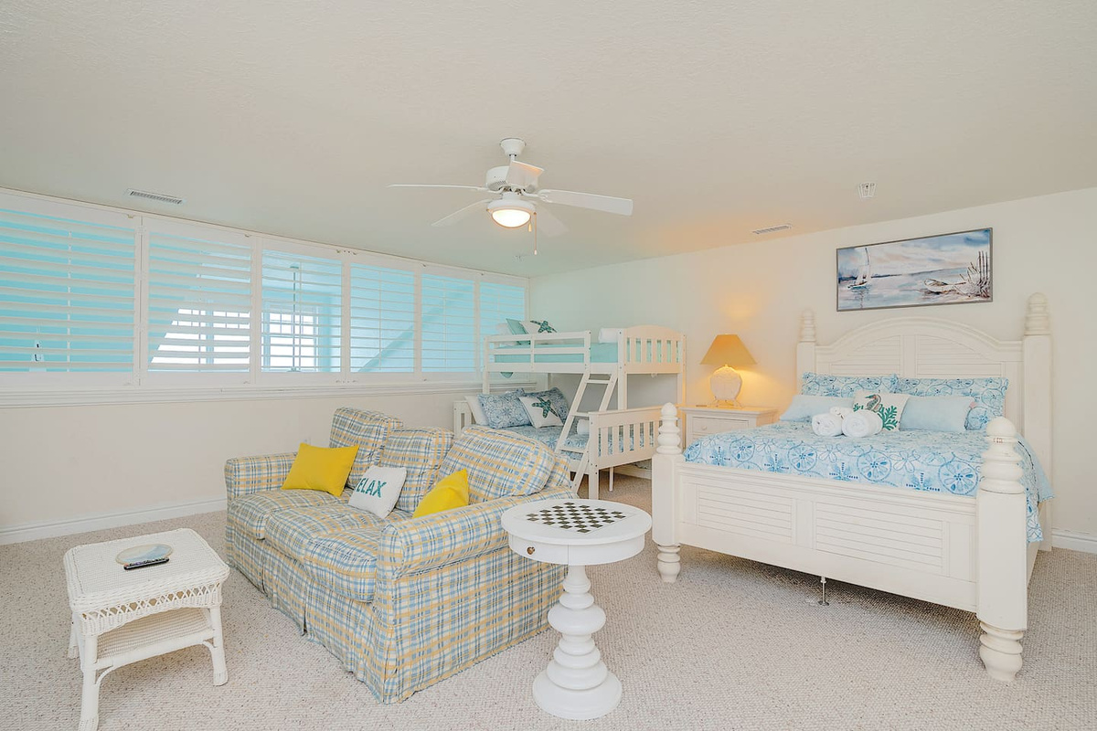 Bedroom #4 ~Queen Bed and twin over full bed bunkbed