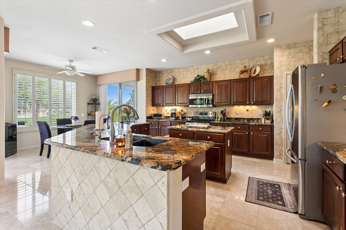 Fairway Haven: 2bd | 2.5bth — Fairway Haven | Sun City Grand Golf View + Office, Surprise, Arizona — photo 3
