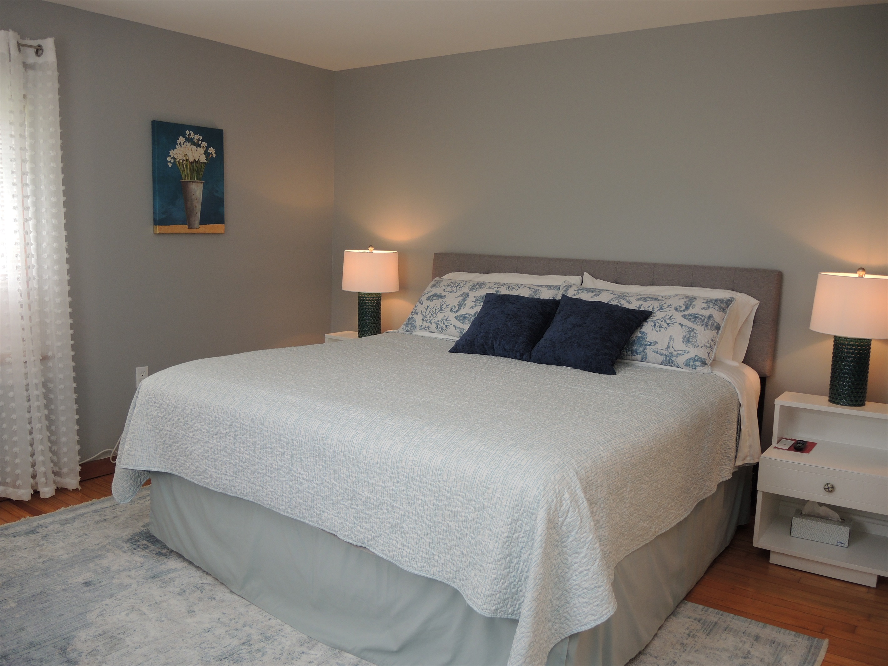 2nd floor King bedroom