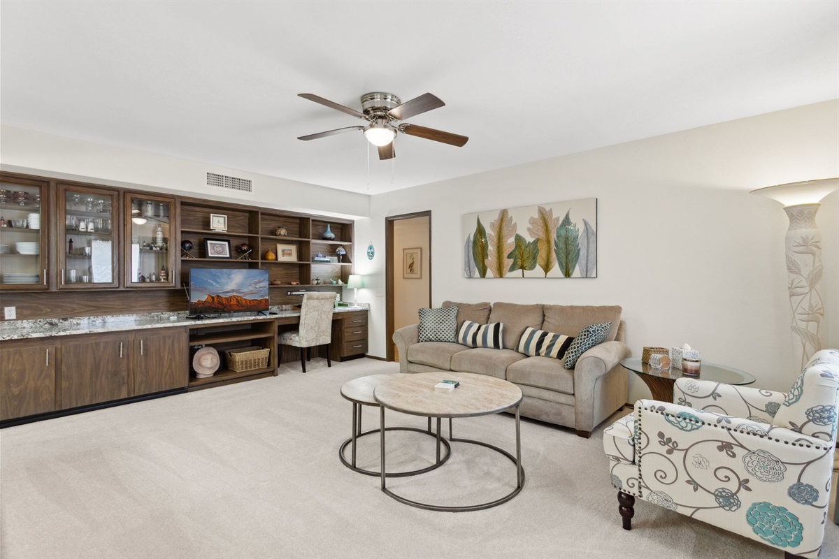 55+ Comfort & Quiet | 2BR Peaceful Home — Comfort & Quiet | 2BR Home in 55+ Neighborhood, Sun City West, Arizona — photo 23