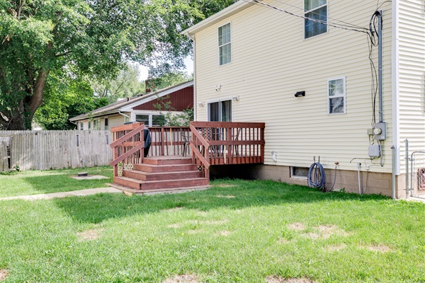 Cozy 4BR 3BA Home 1.2 Mi Walk to ND, photo 27