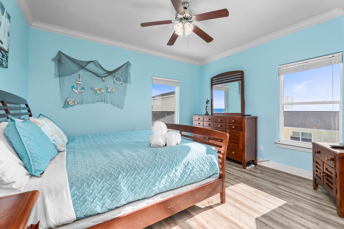 25415c1fdd6842fea1593904f9269bfb Large | Beachhouse | Texas | TX | Vacation Homes | Galveston | Crystal Beach | Kokomo | Breezy Days | Beachfront Elegance | Sunrise Serenity | Southern Sands Property Management, LLC