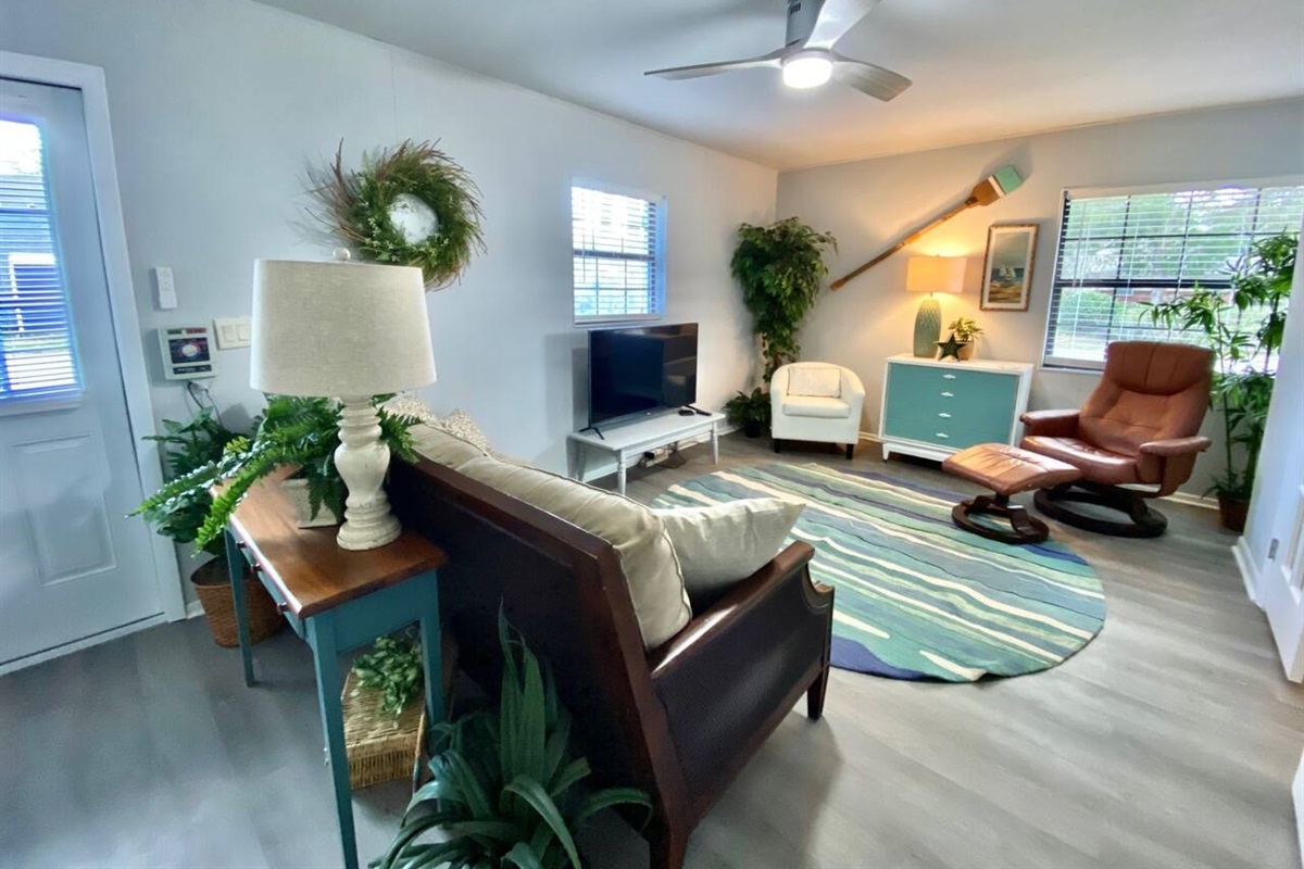 Cozy living area to enjoy watching tv or reading your favorite book.  Take a seat and stay awhile!