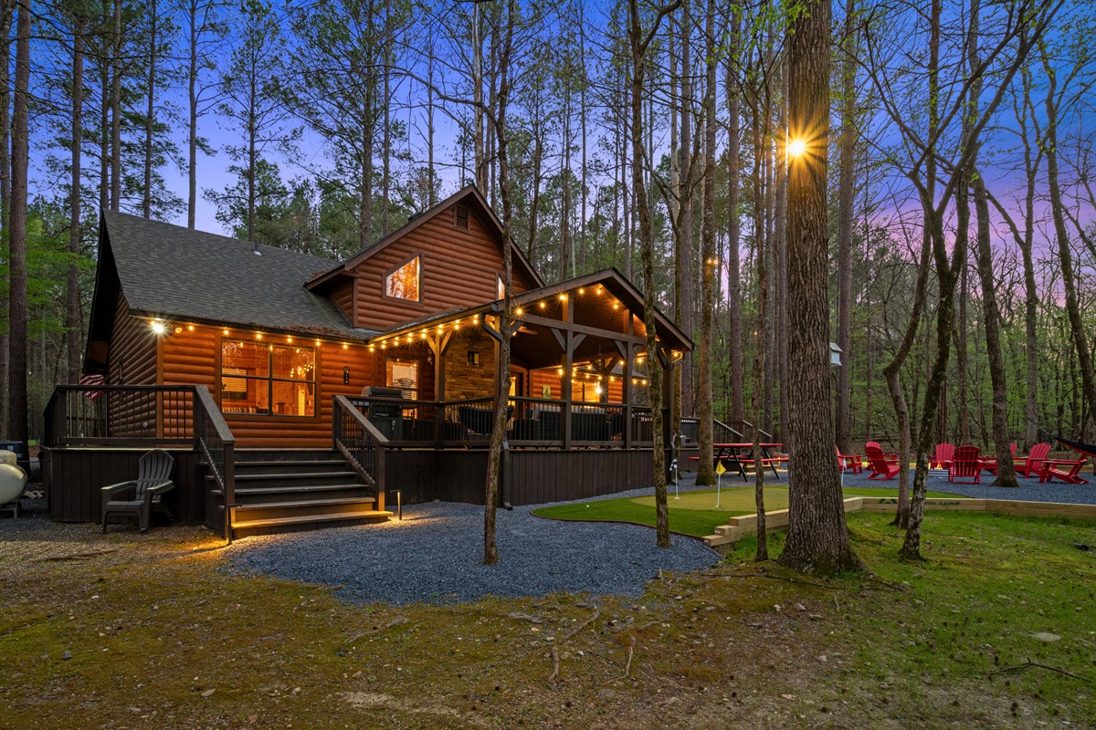 Viewed from another angle, the home’s design and natural surroundings come together to create a cozy retreat.