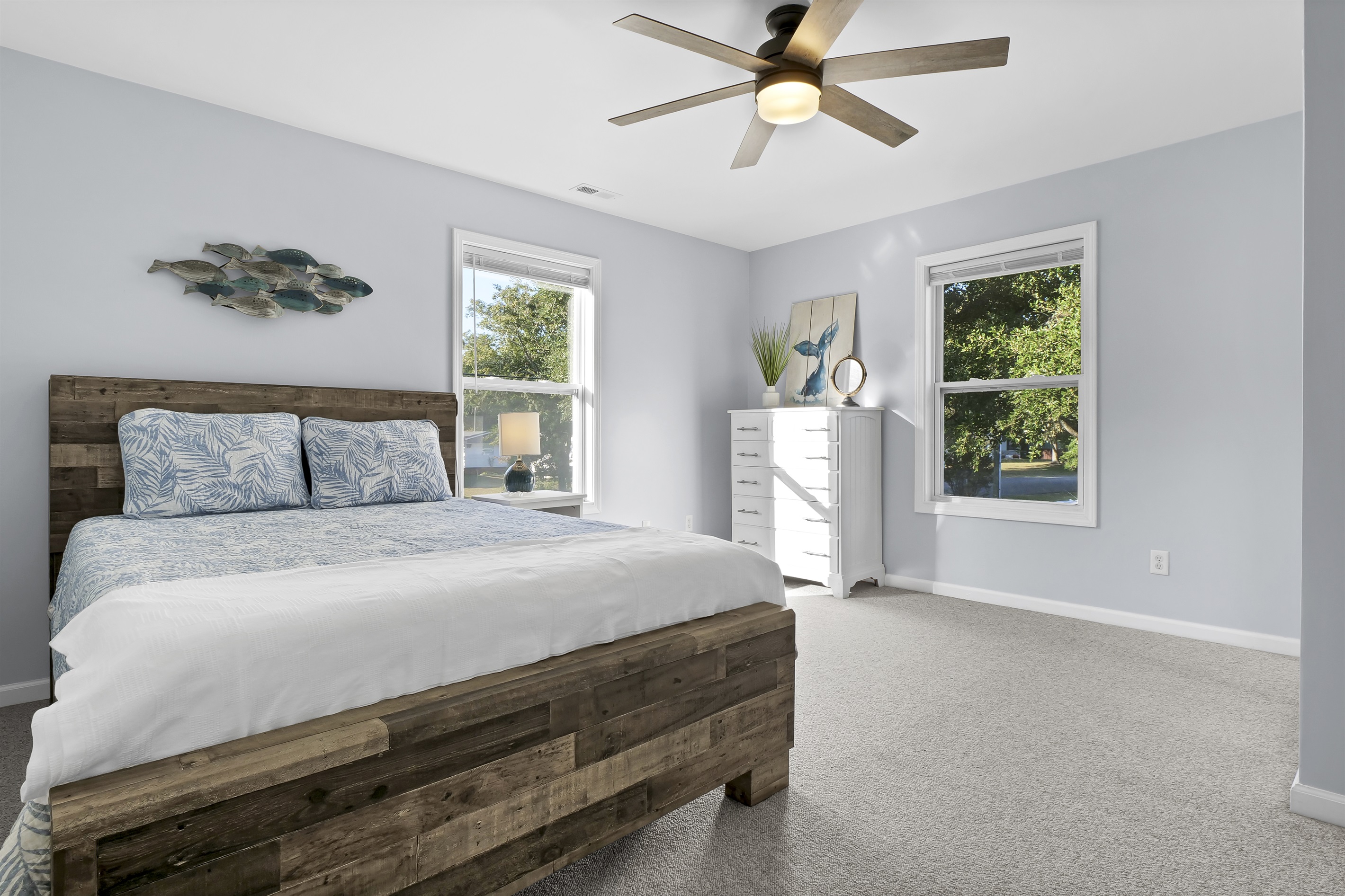 Upstairs Queen Bedroom 1