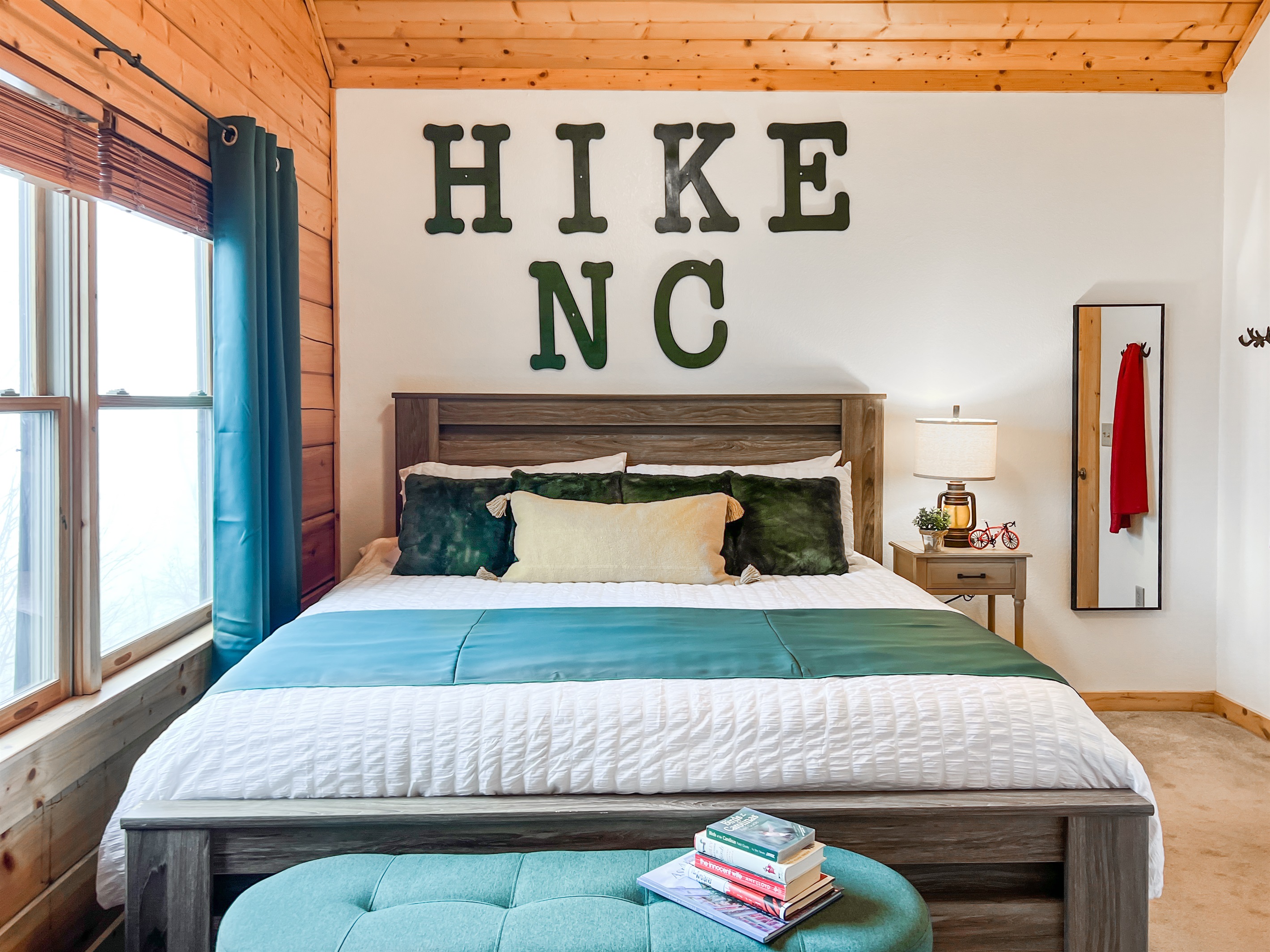 Hike Room 2