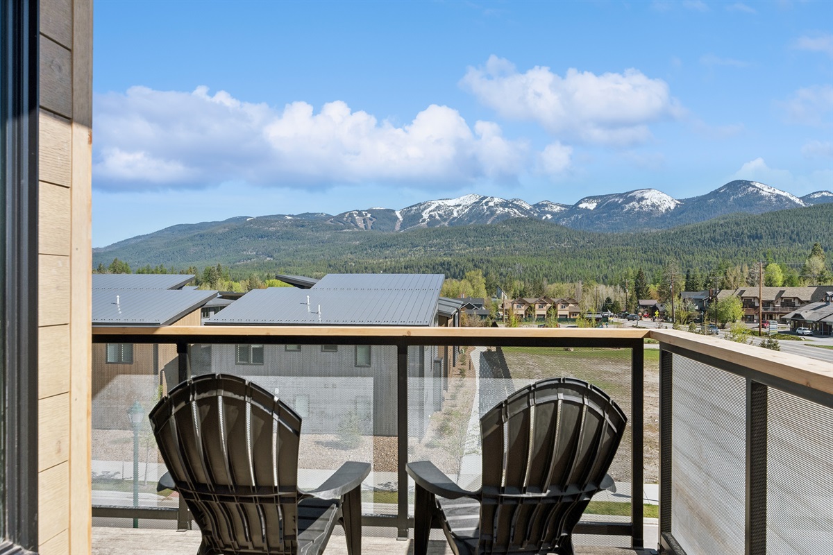Unwind with breathtaking mountain views and fresh alpine air from your private deck on the top floor!