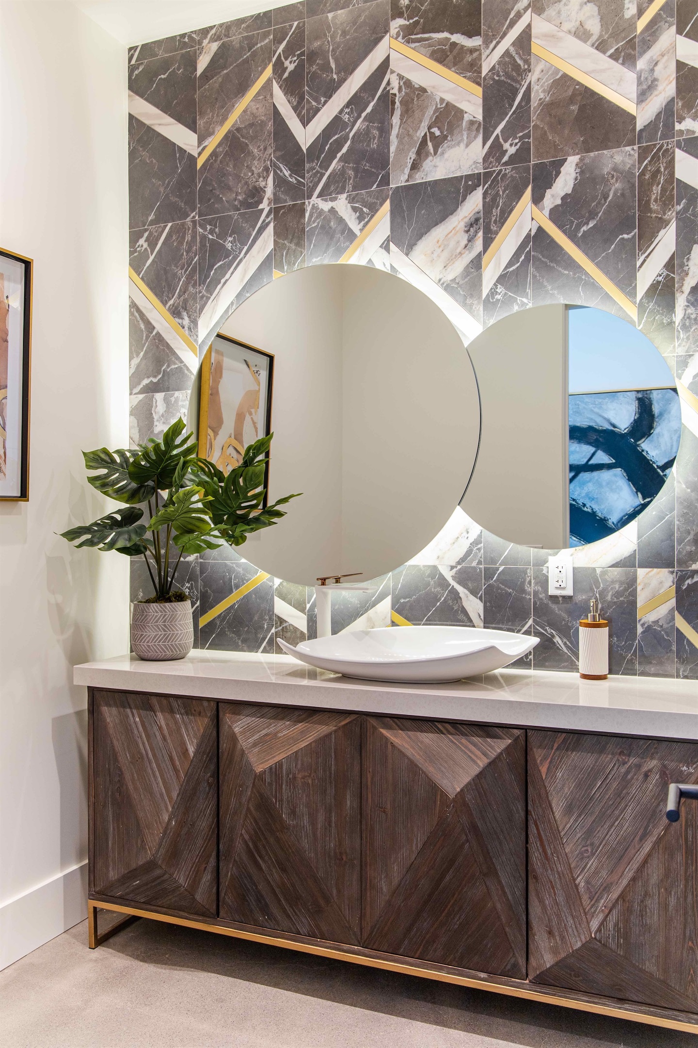 Powder Room