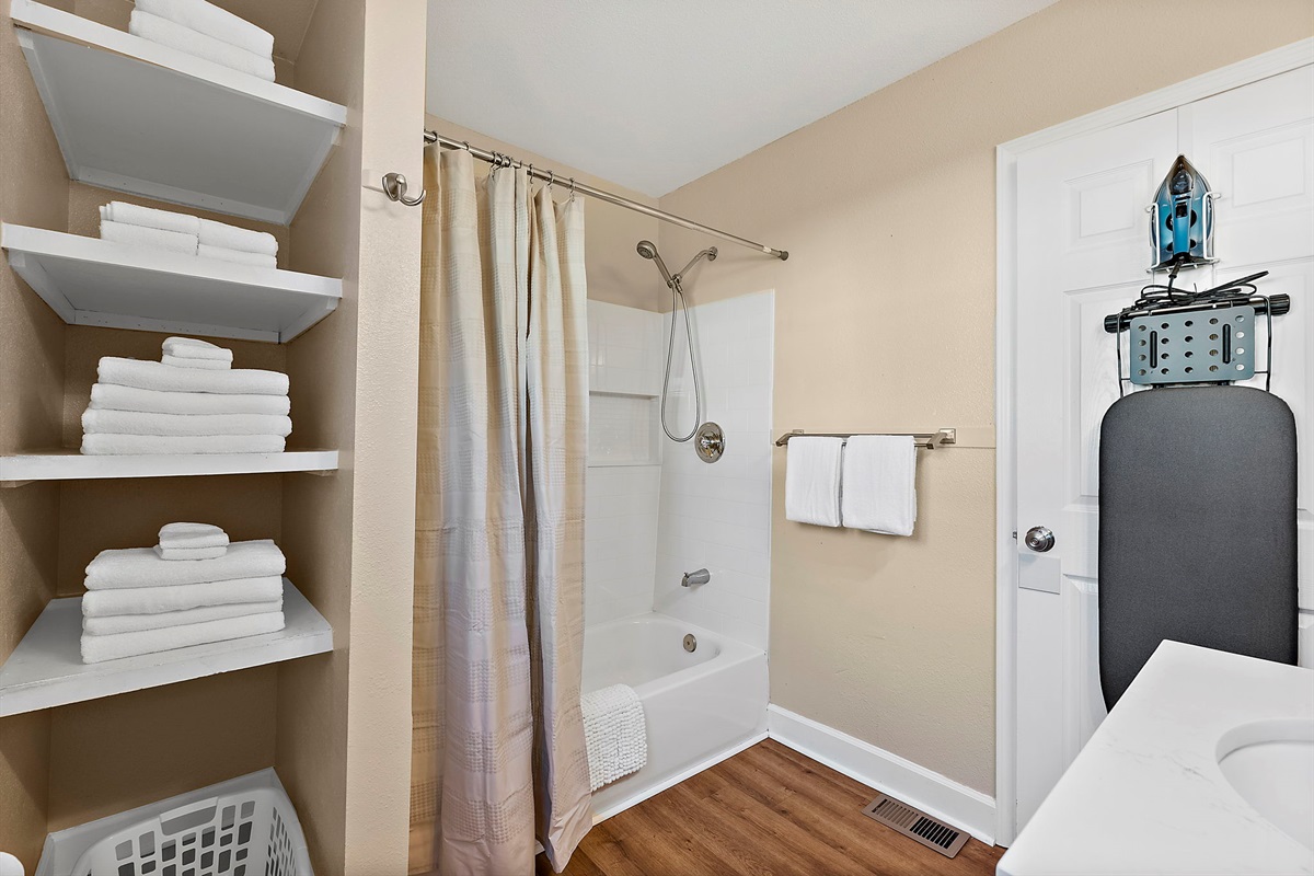 Full bathroom located on main floor