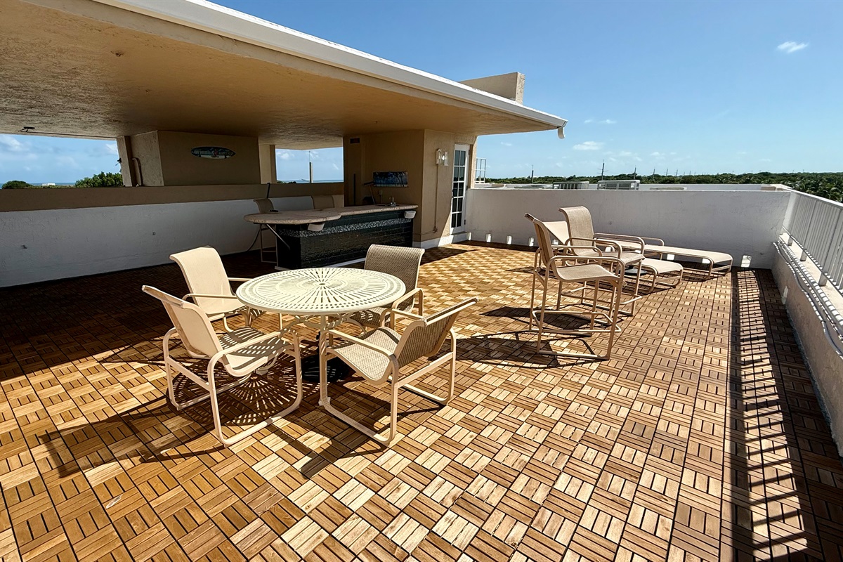 rooftop private deck