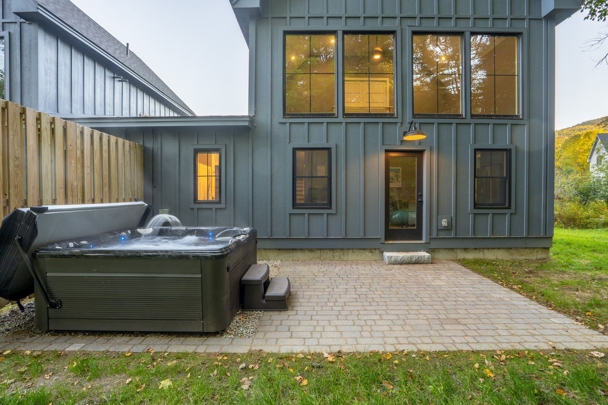 A Brand New Hot Tub, perfect for your vacation!