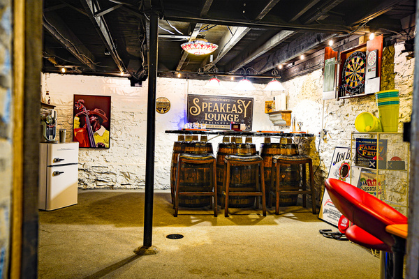 The Speakeasy Bar (BYOB). 65" Roku TV, mini fridge, slushy maker, darts, fun and funny games, and a Bluetooth Victrola. Bring some of your favorite vinyls or stream your playlist.
