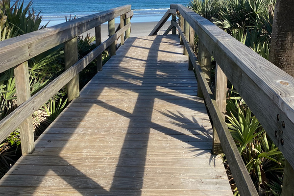 Walkover to beach