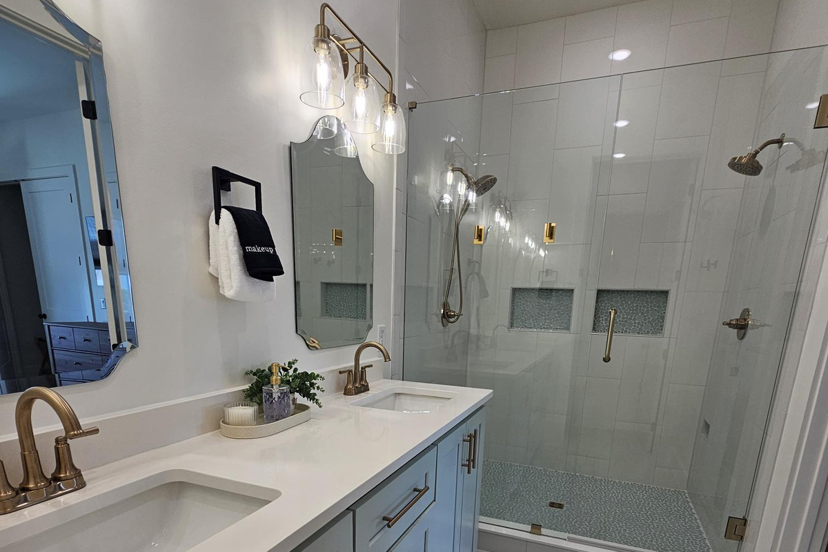 Ensuite