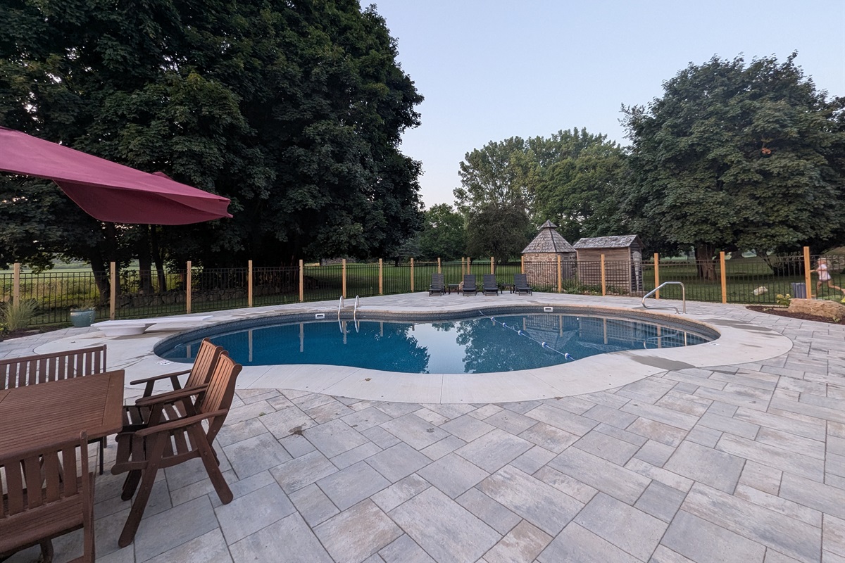 Huge Pool and Patio