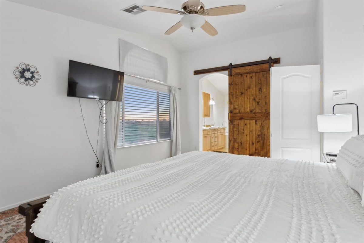 Peoria Home with Heated Pool + Hot Tub — Peoria Home with Heated Pool + Hot Tub, Peoria, Arizona — photo 47