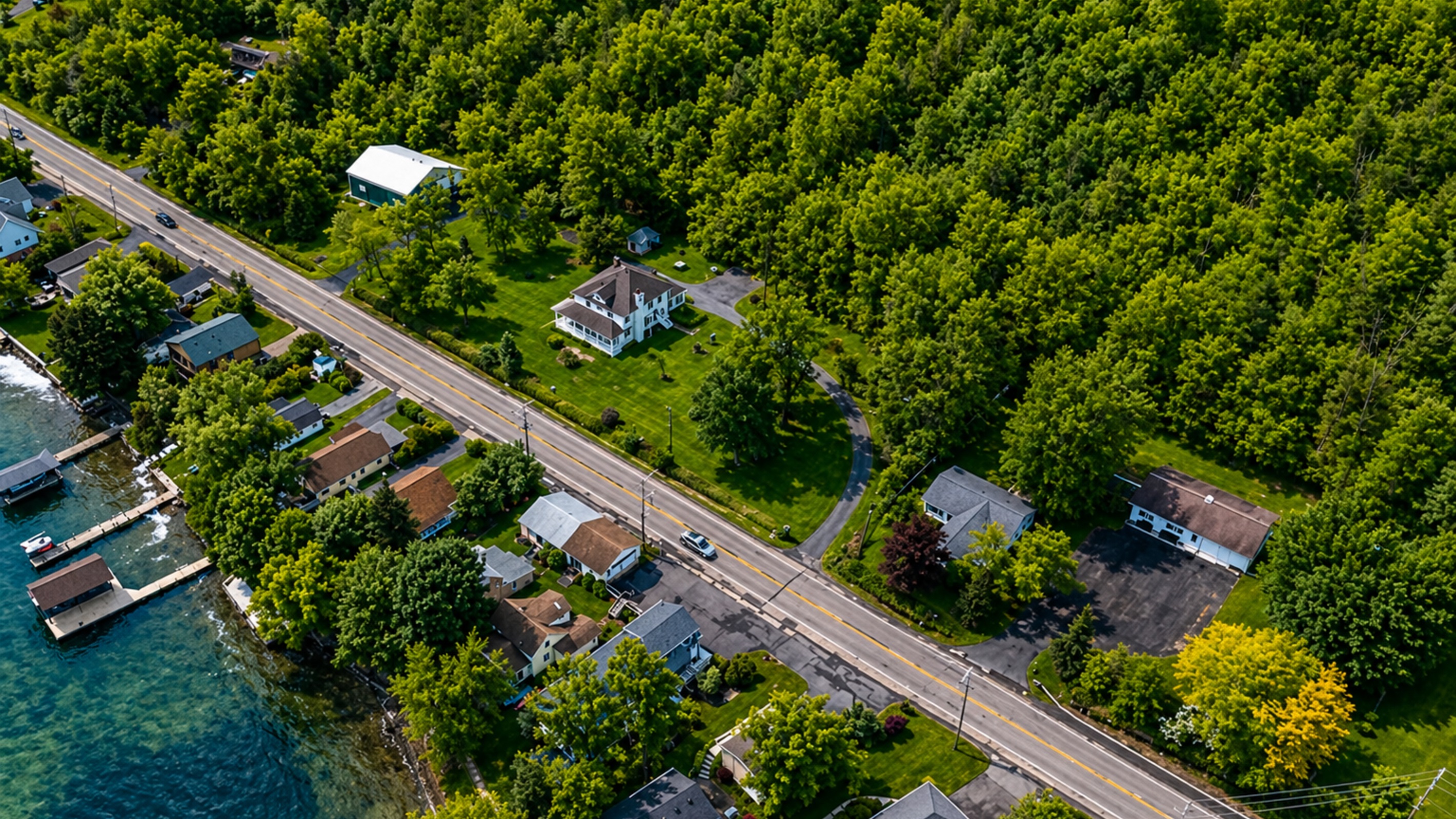 Expansive property with beautiful open space, mature trees, and a large barn—perfect for gatherings, events, or future development. 🌾🚜🌲